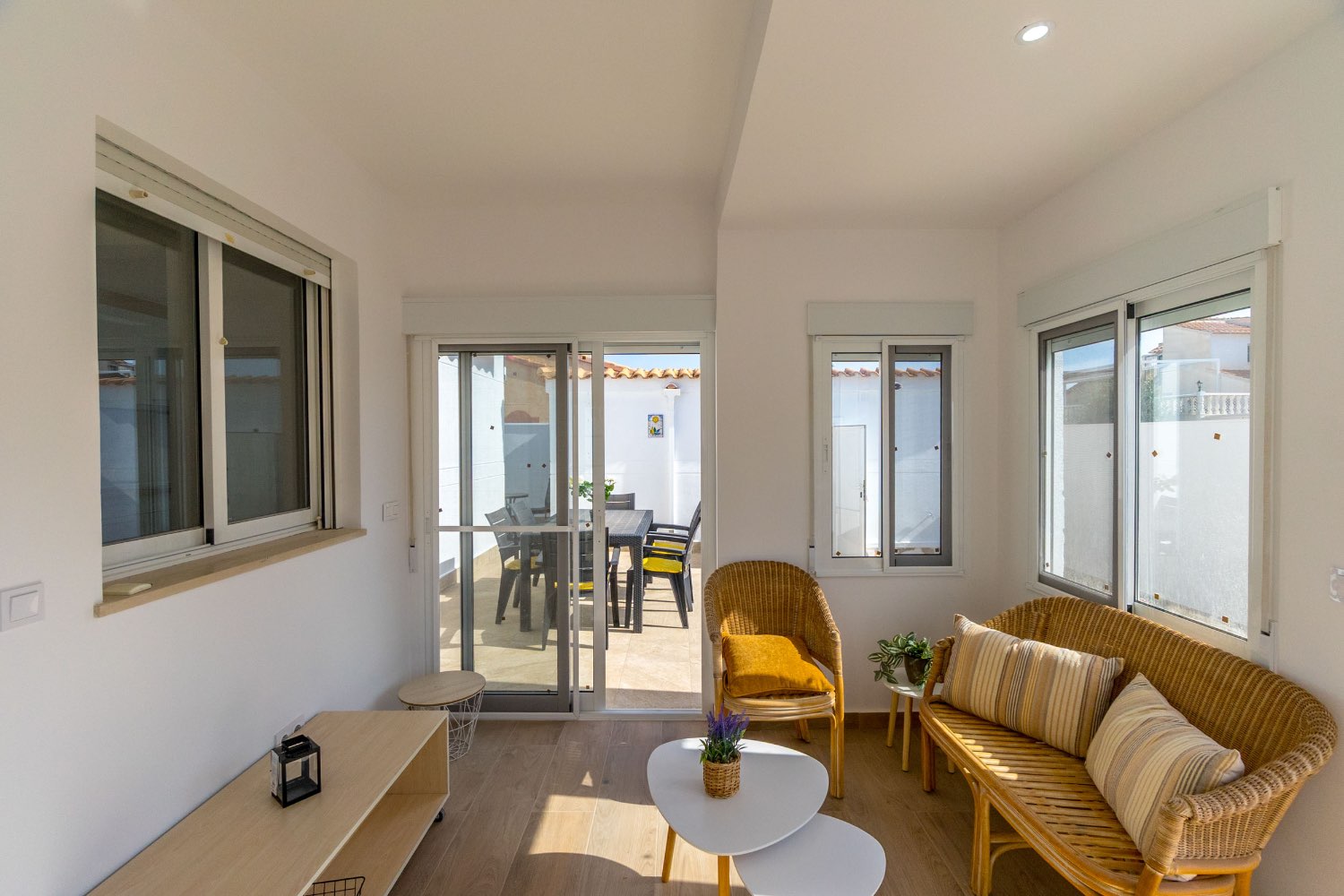 Вилла в продаже в Los Almendros-La Florida (Orihuela)