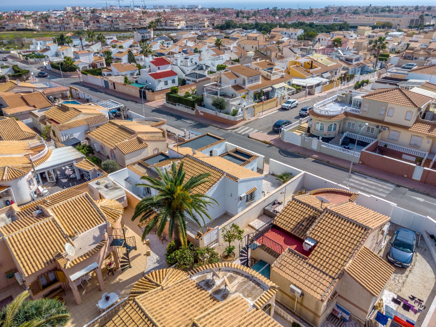 Вилла в продаже в Los Almendros-La Florida (Orihuela)