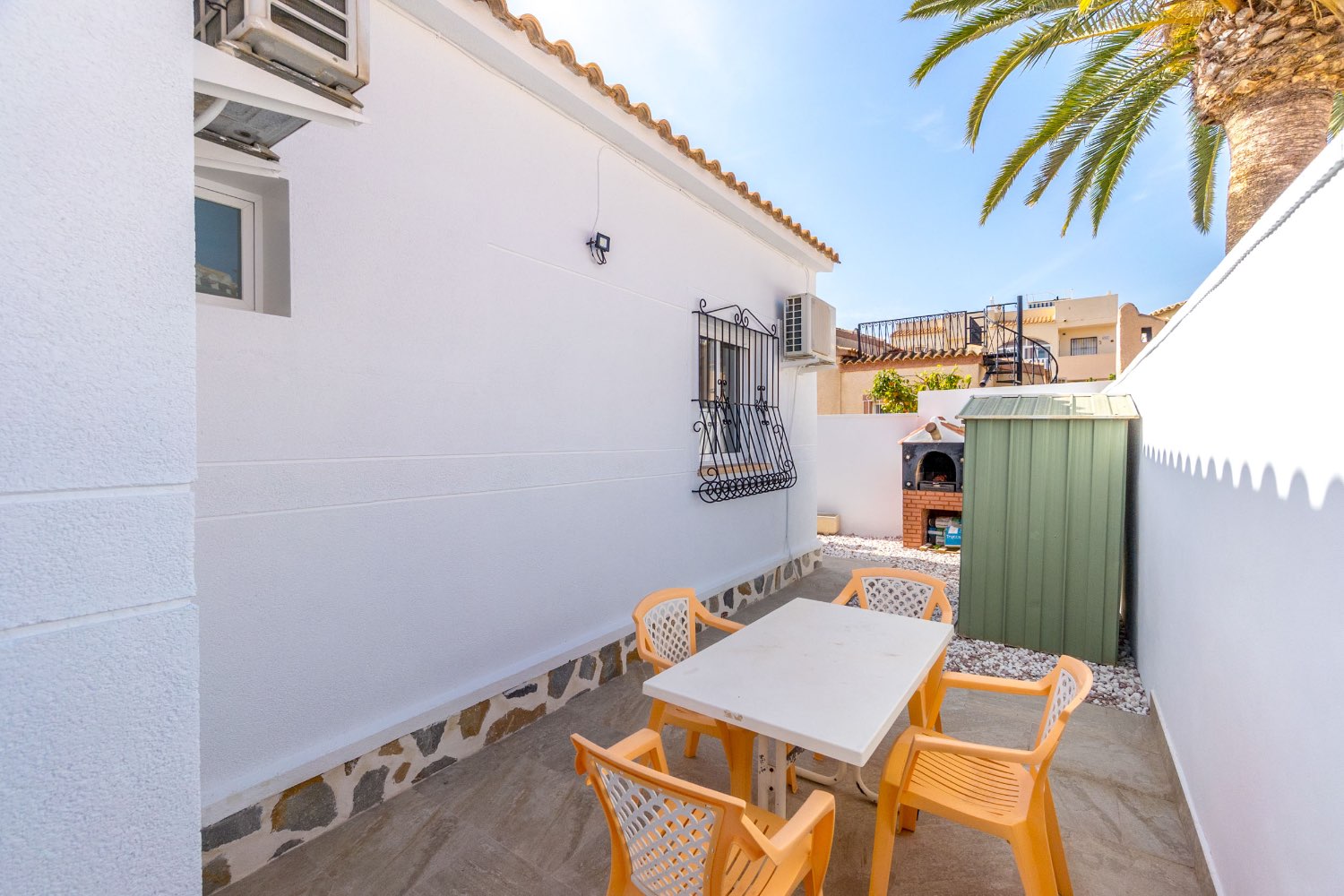 Вилла в продаже в Los Almendros-La Florida (Orihuela)