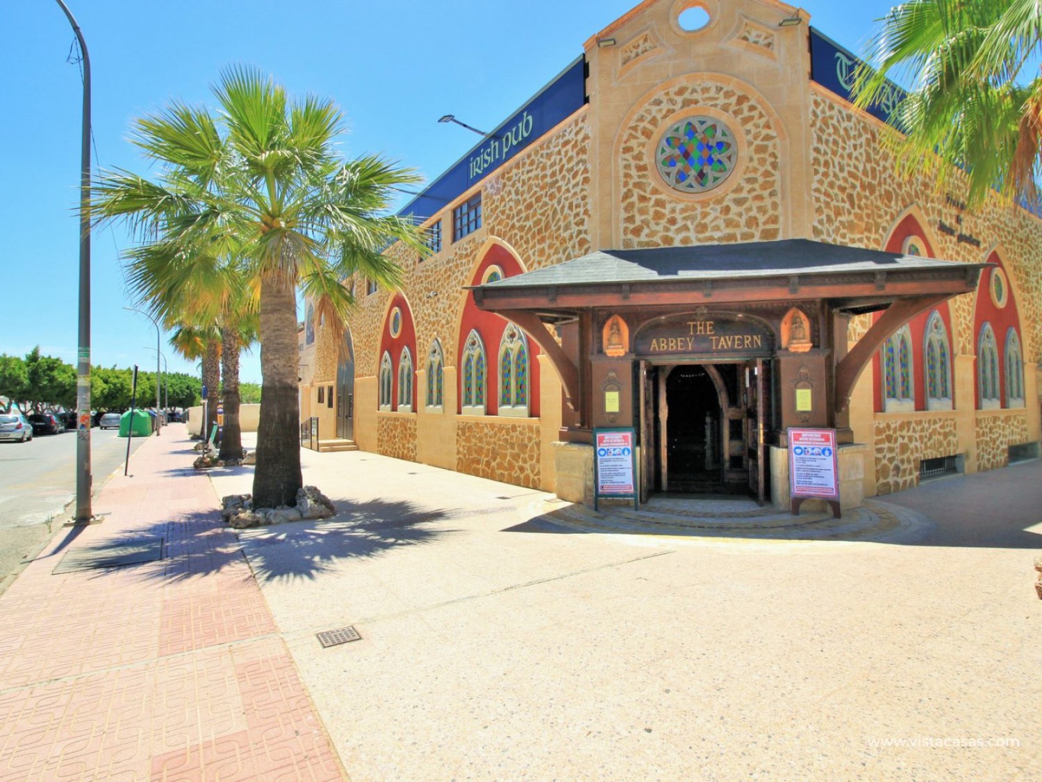 Вилла в продаже в Los Almendros-La Florida (Orihuela)