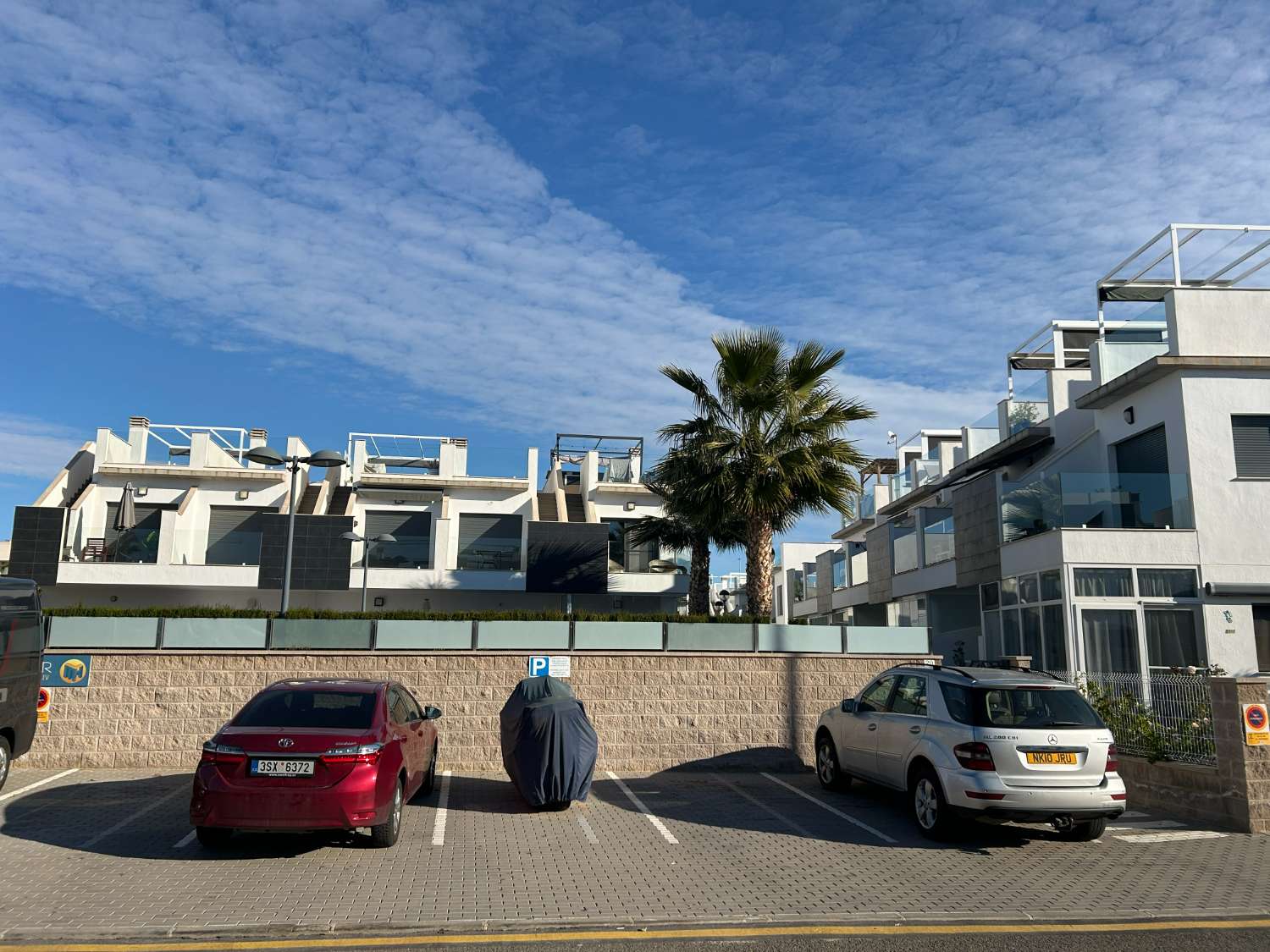 Moderne Studio i Pilar de LA Horadada
