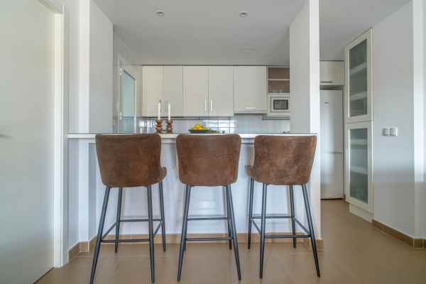 Bel appartement 2 chambres, 2 salles de bains avec 1 piscine commune sur Zenia Mar à Orihuela costa
