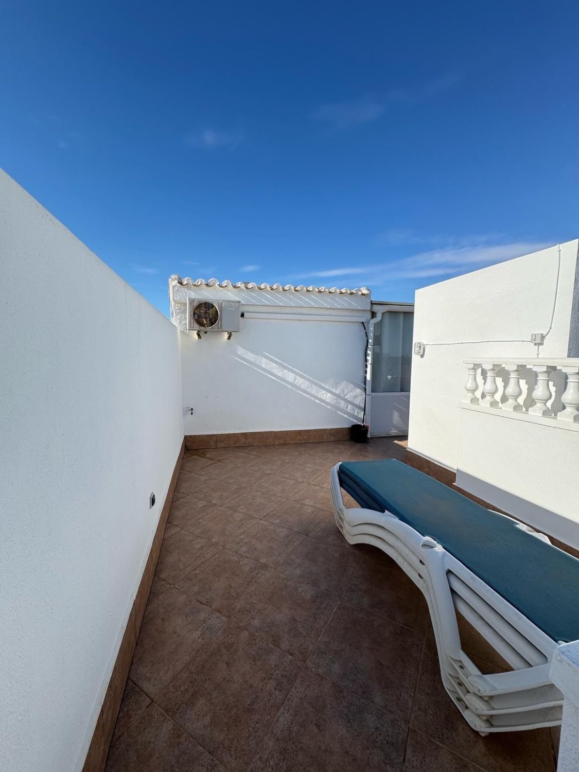 Bungalow 3 dormitorios , 2 baños en los altos, Orihuela Costa + piscina comunitaria !
