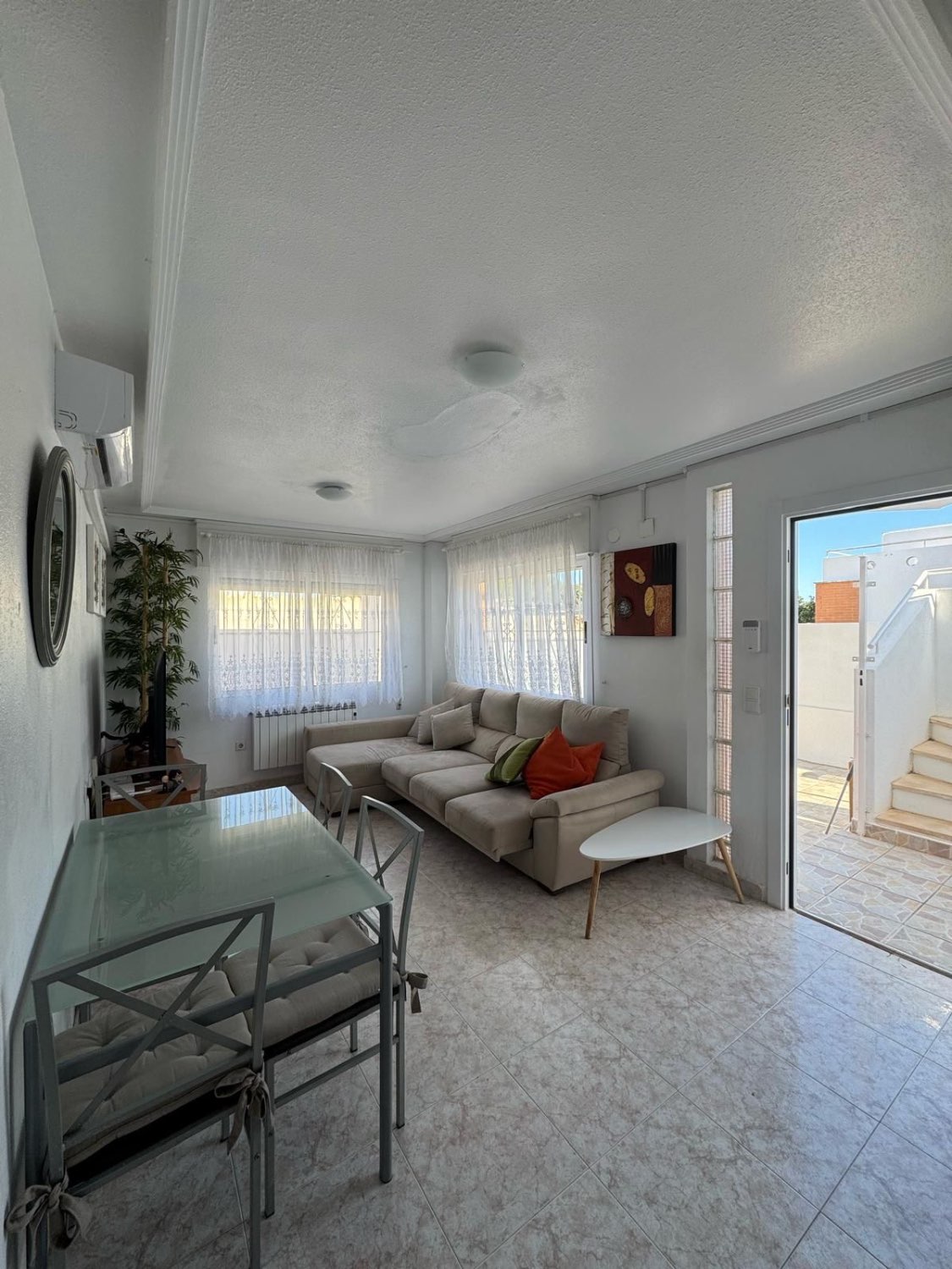 Bungalow 3 dormitorios , 2 baños en los altos, Orihuela Costa + piscina comunitaria !