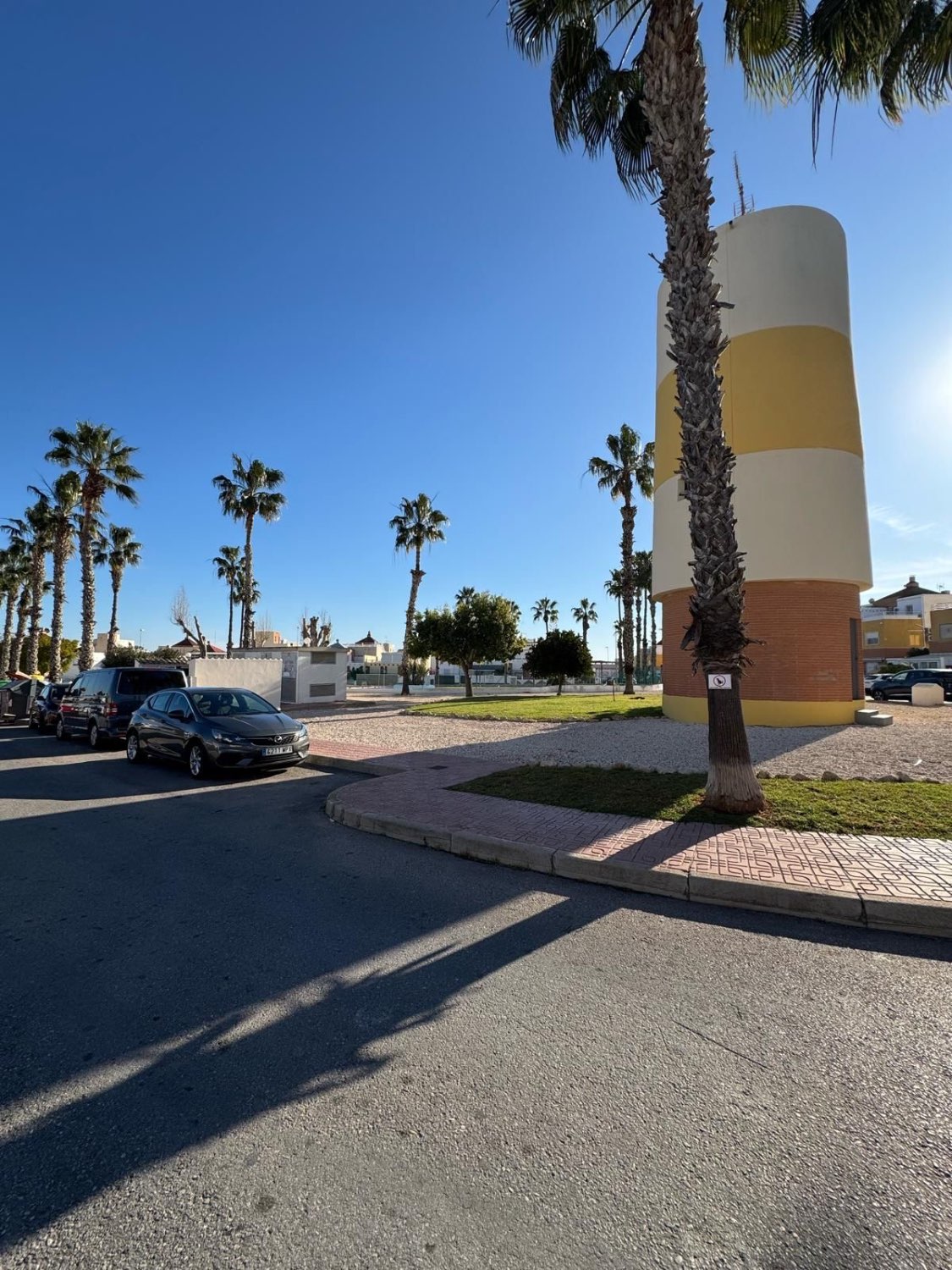 Bungalow 3 dormitorios , 2 baños en los altos, Orihuela Costa + piscina comunitaria !