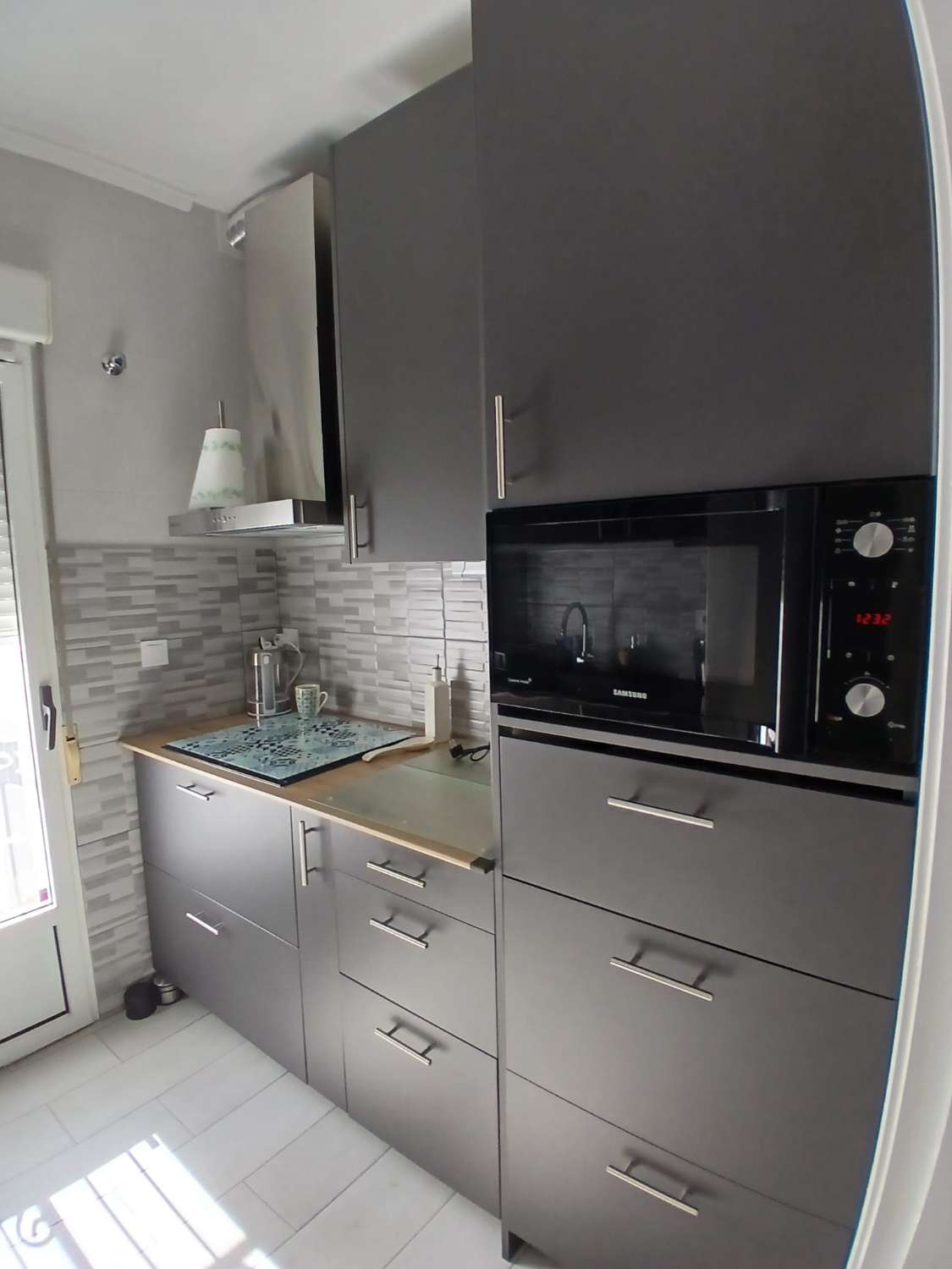 Dúplex de 3 dormitorios y 2 baños con 2 piscinas comunitarias