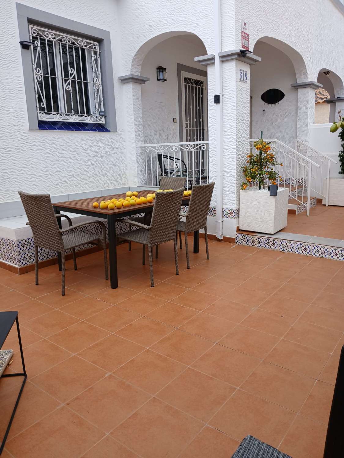 Dúplex de 3 dormitorios y 2 baños con 2 piscinas comunitarias