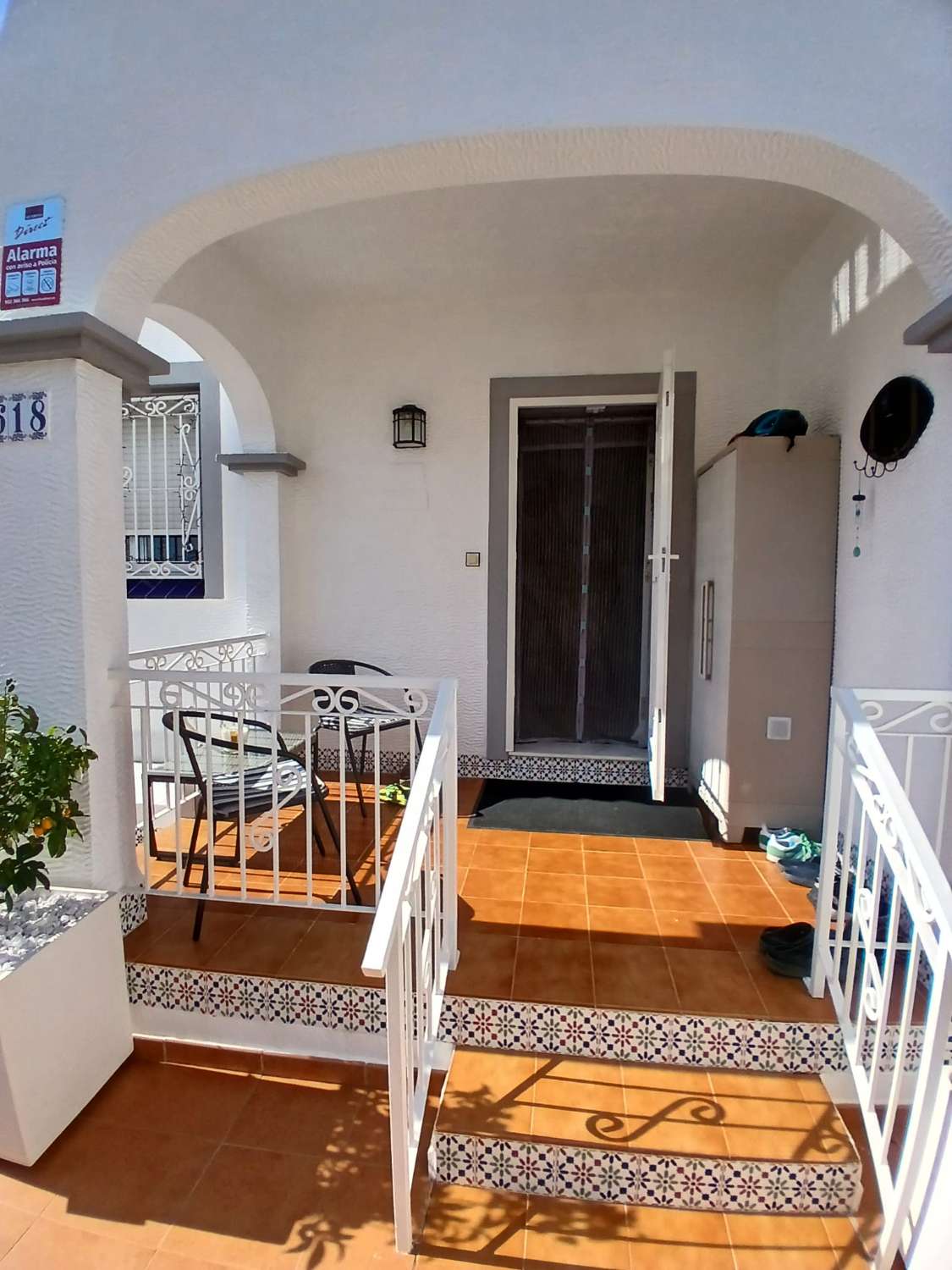 Dúplex de 3 dormitorios y 2 baños con 2 piscinas comunitarias