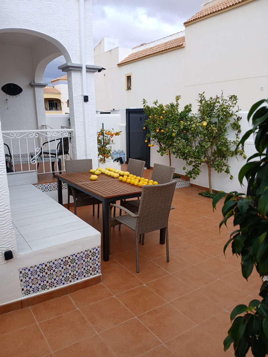 Dúplex de 3 dormitorios y 2 baños con 2 piscinas comunitarias