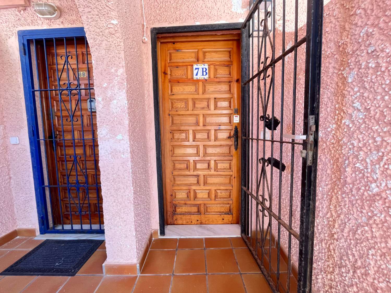 Precioso apartamento de 3 dormitorios y 1 baño cerca de la playa de la Mata.