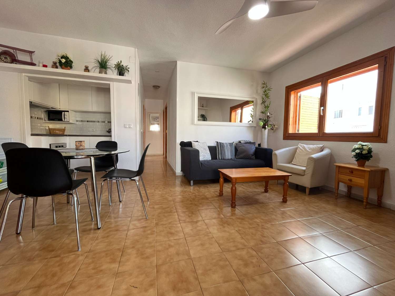 Precioso apartamento de 3 dormitorios y 1 baño cerca de la playa de la Mata.