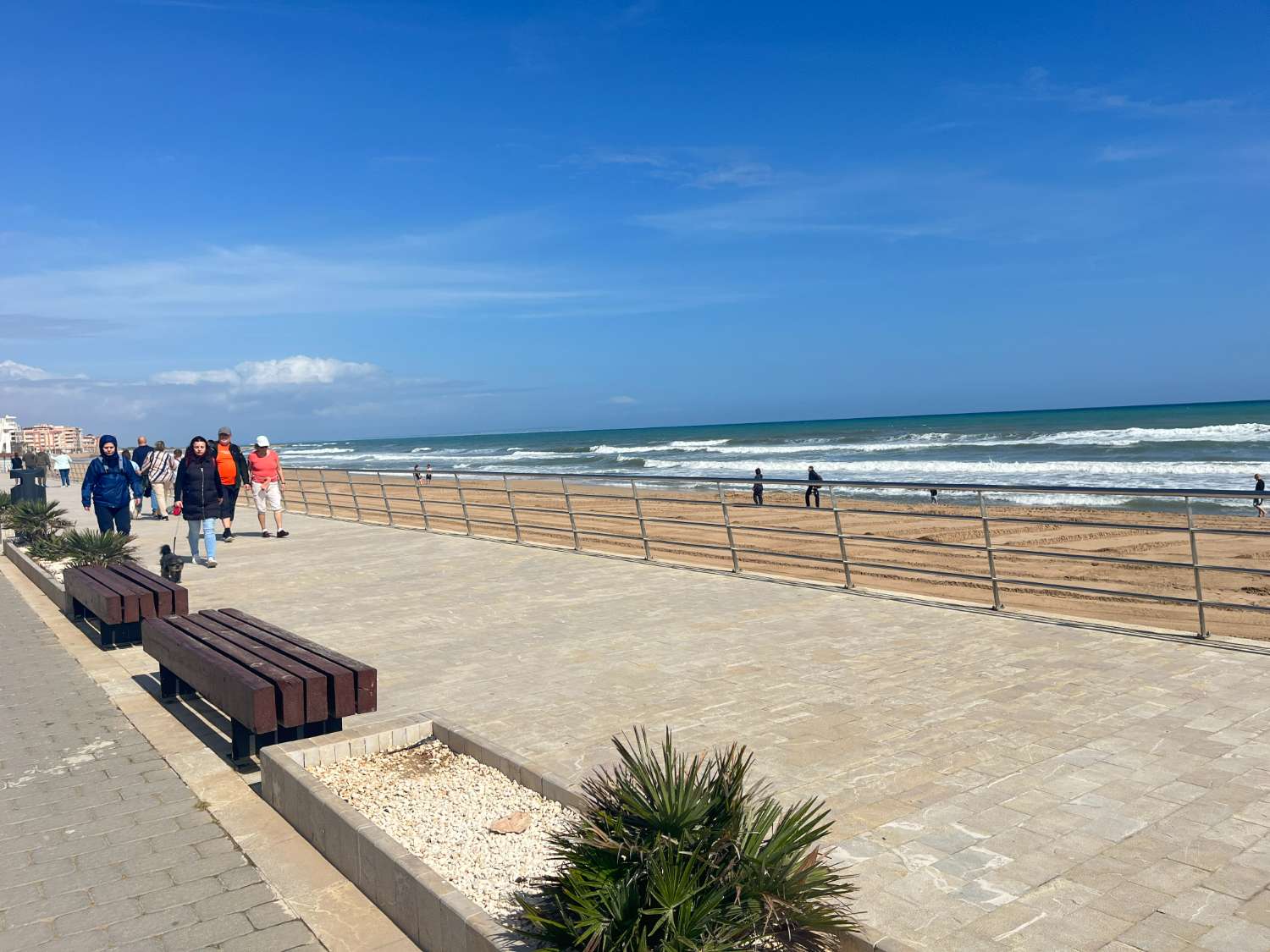 Precioso apartamento de 3 dormitorios y 1 baño cerca de la playa de la Mata.