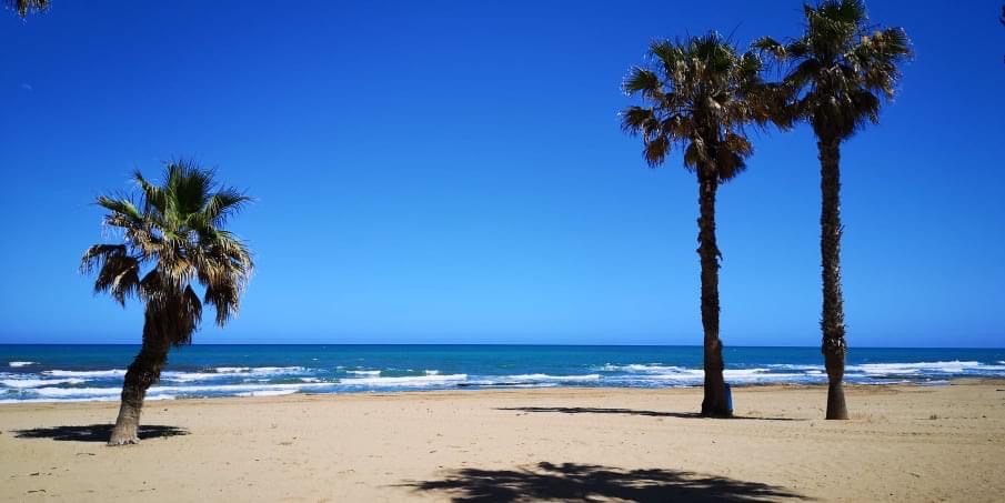 Bonito bungalow orientado al oeste en Las Chismosas