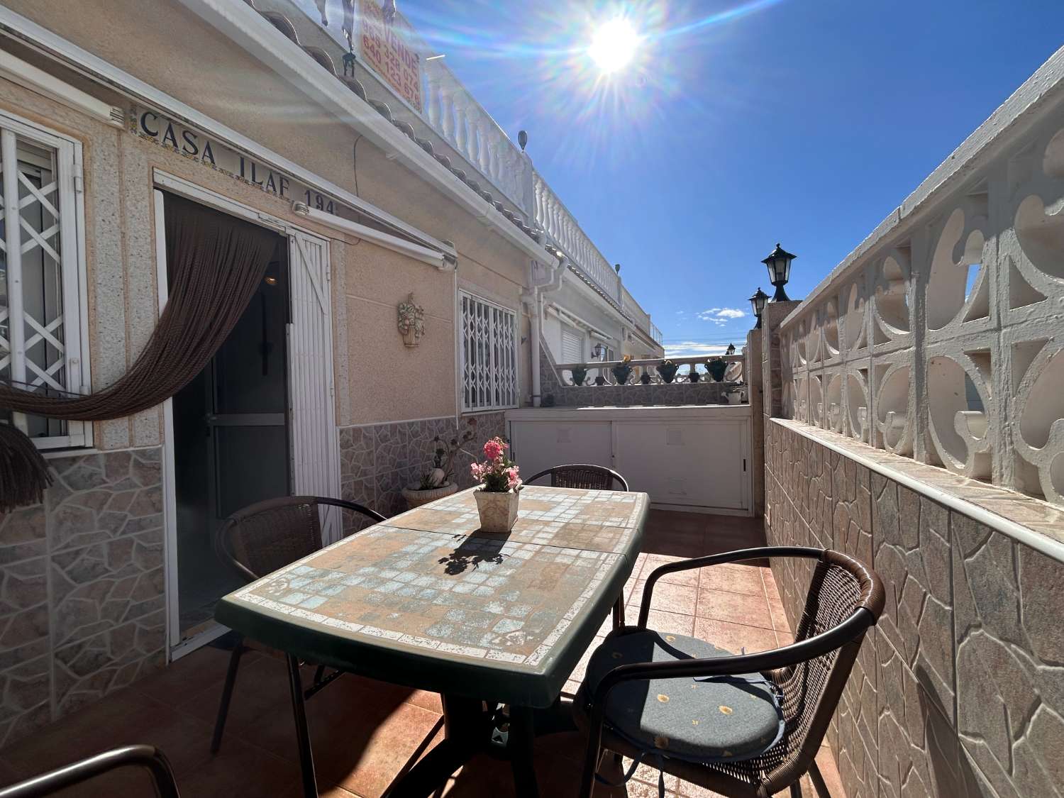 Bonito bungalow orientado al oeste en Las Chismosas
