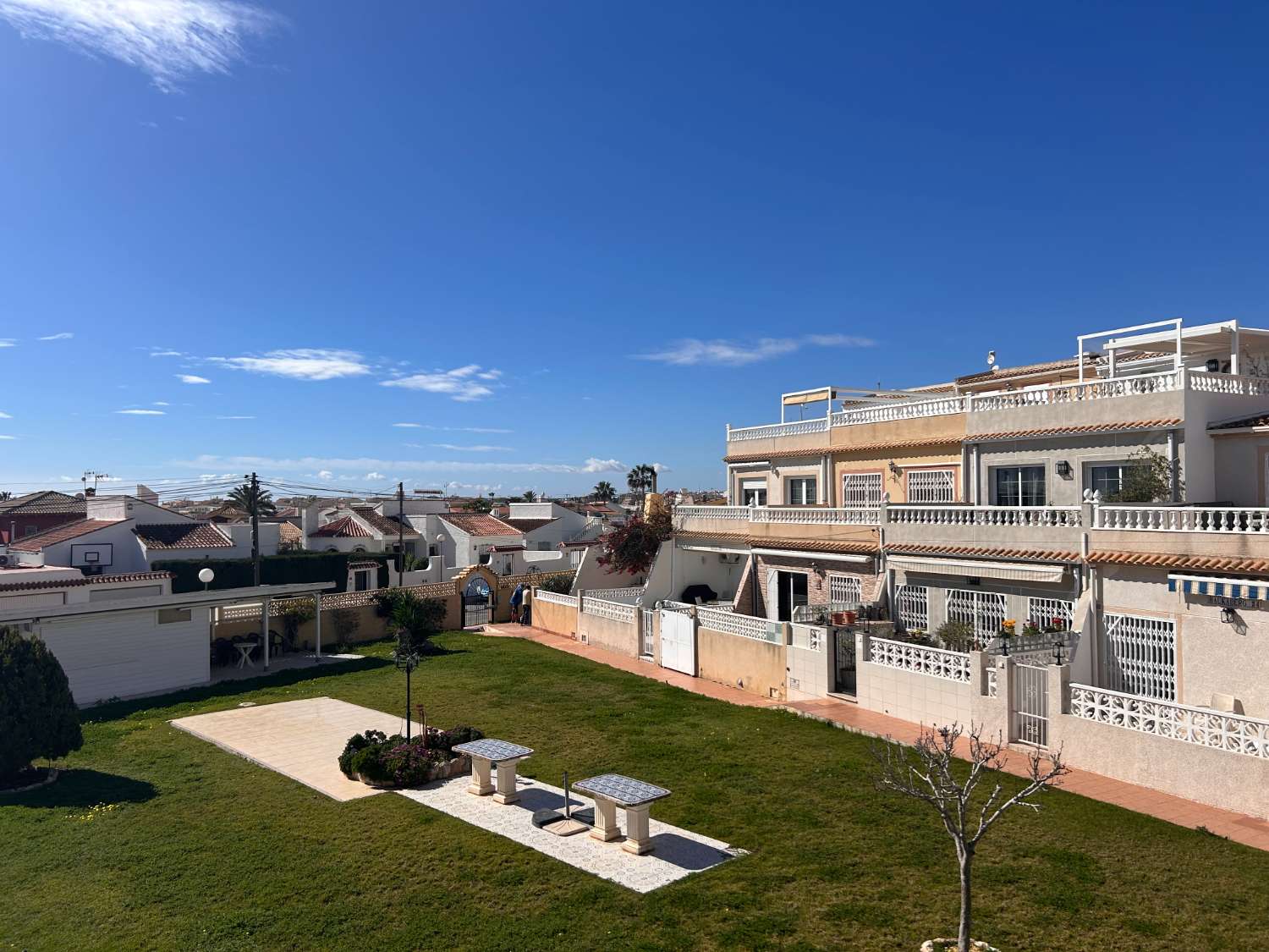 Bonito bungalow orientado al oeste en Las Chismosas