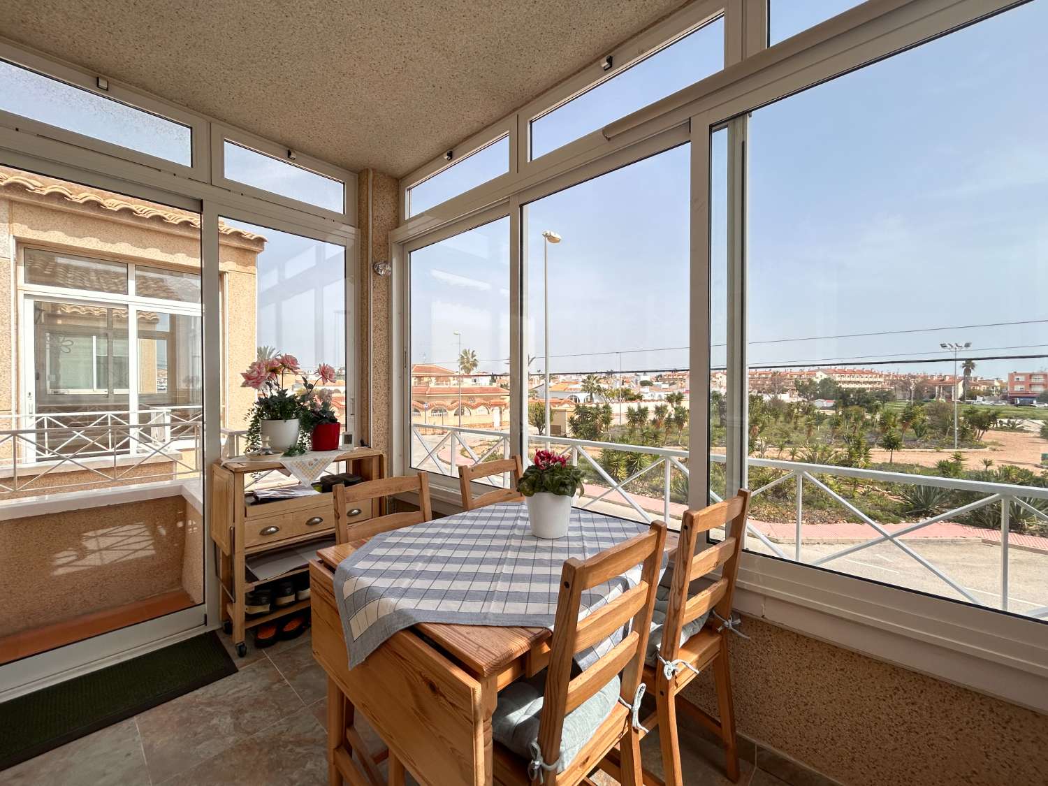 Precioso apartamento con vistas al mar