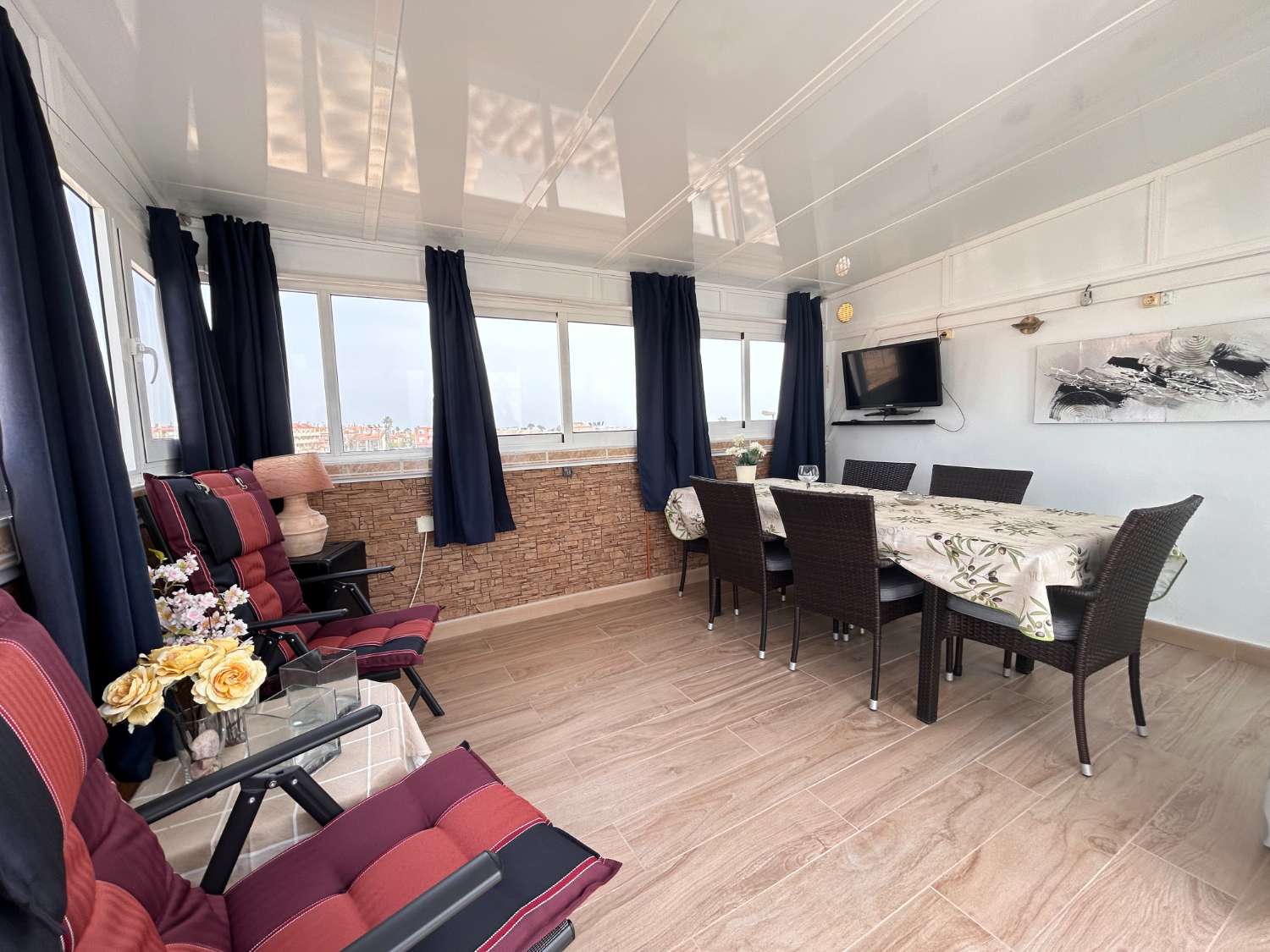 Precioso apartamento con vistas al mar