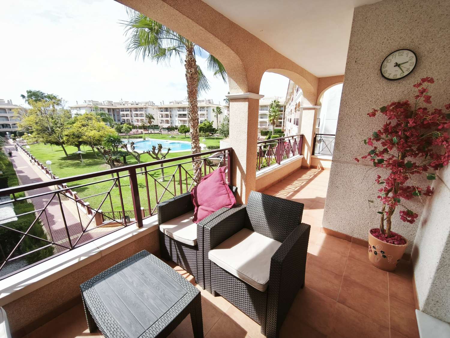 Apartamento de 2 dormitorios y 2 baños