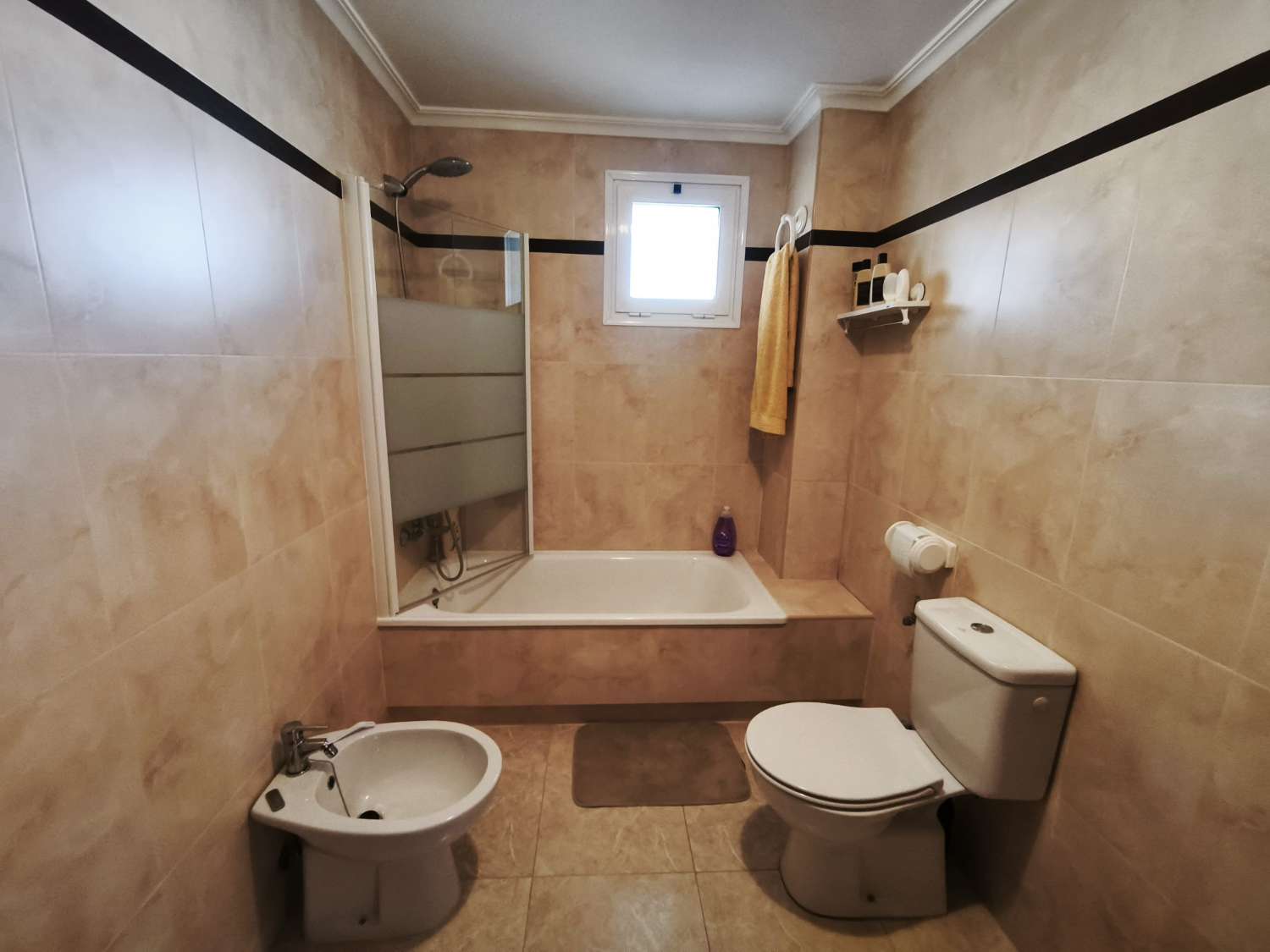 Apartamento de 2 dormitorios y 2 baños