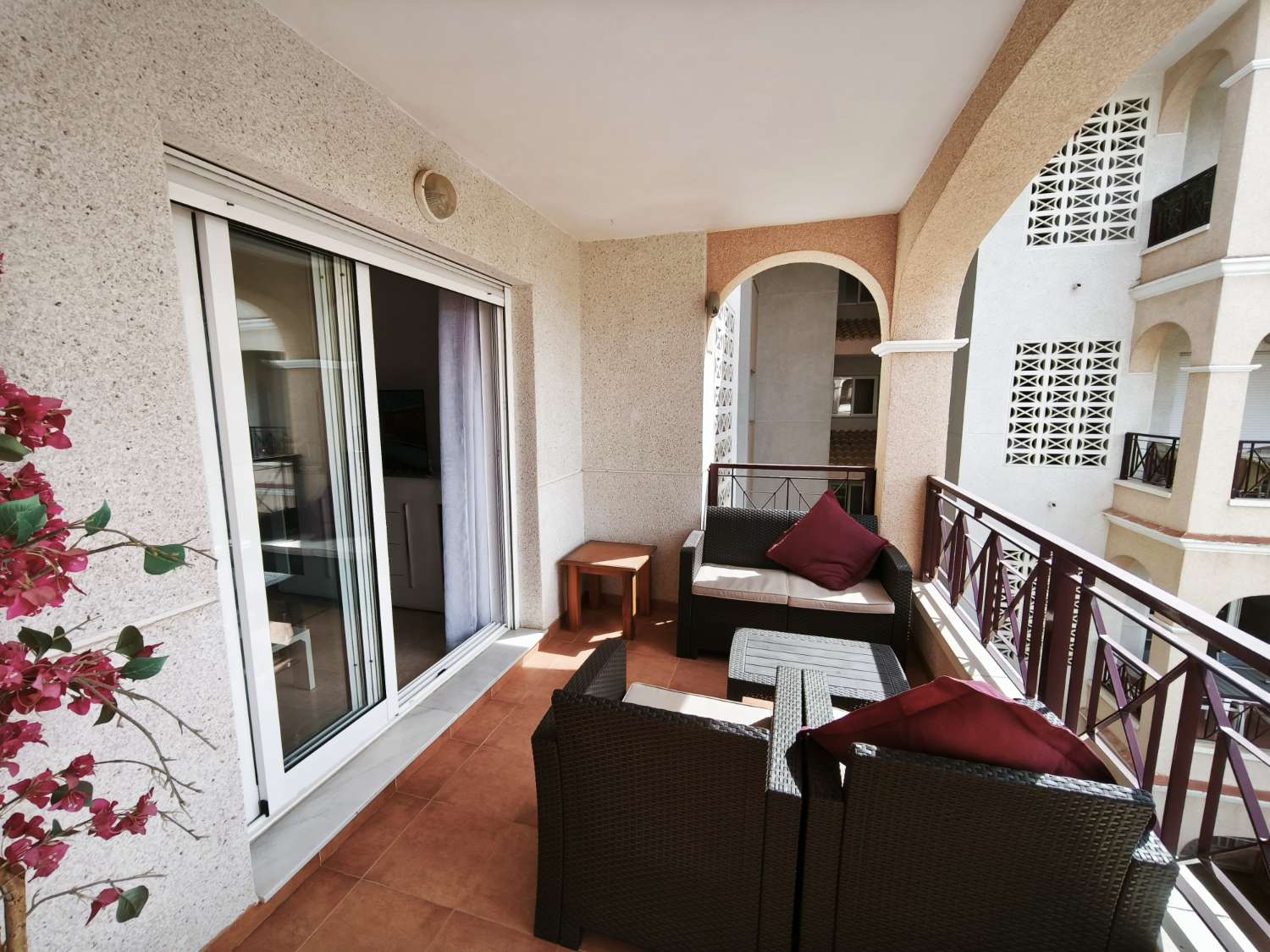 Apartamento de 2 dormitorios y 2 baños