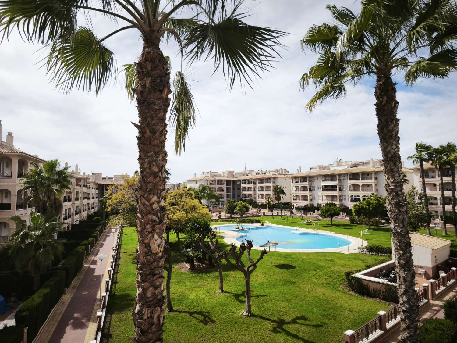Apartamento de 2 dormitorios y 2 baños