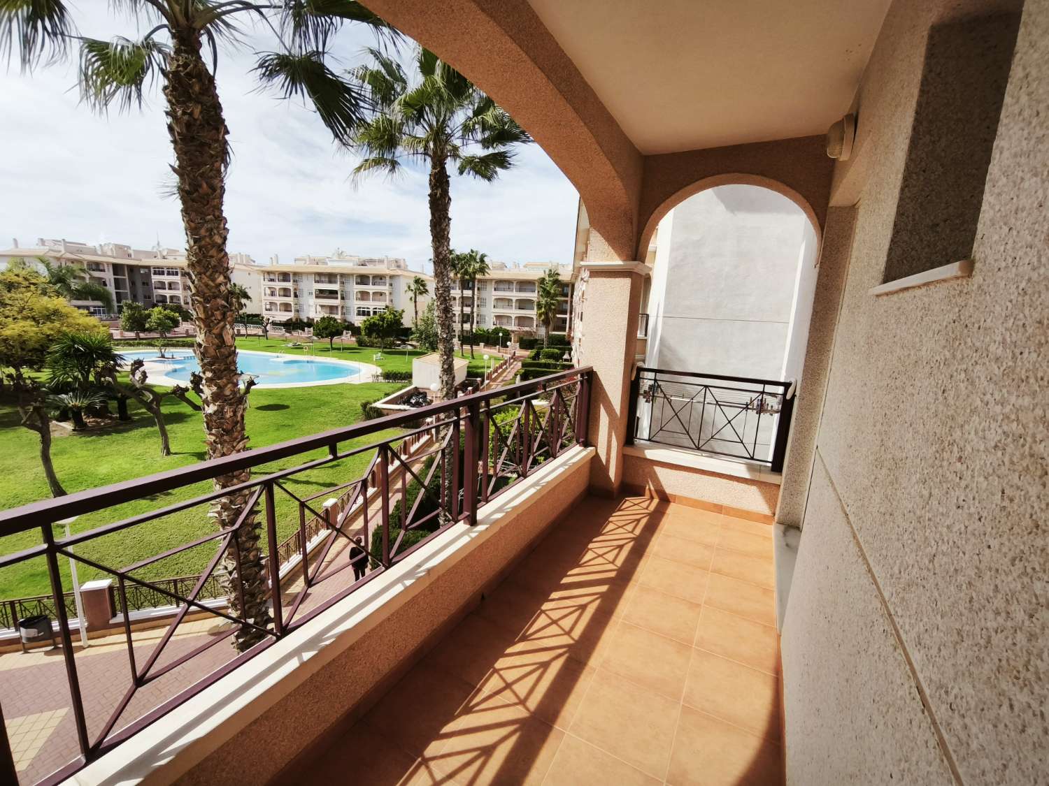 Apartamento de 2 dormitorios y 2 baños