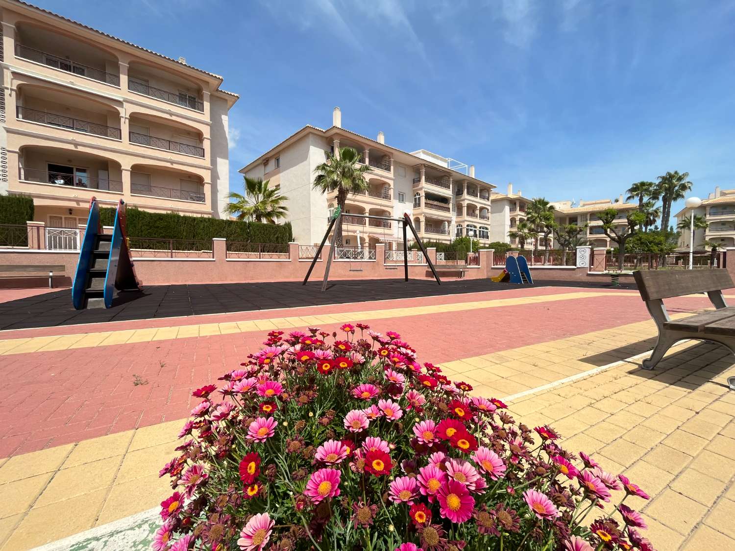 Apartamento de 2 dormitorios y 2 baños
