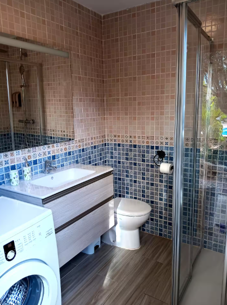 Villa Independiente de 3 dormitorios, 2 baños y piscina privada con 1200m2 de parcela