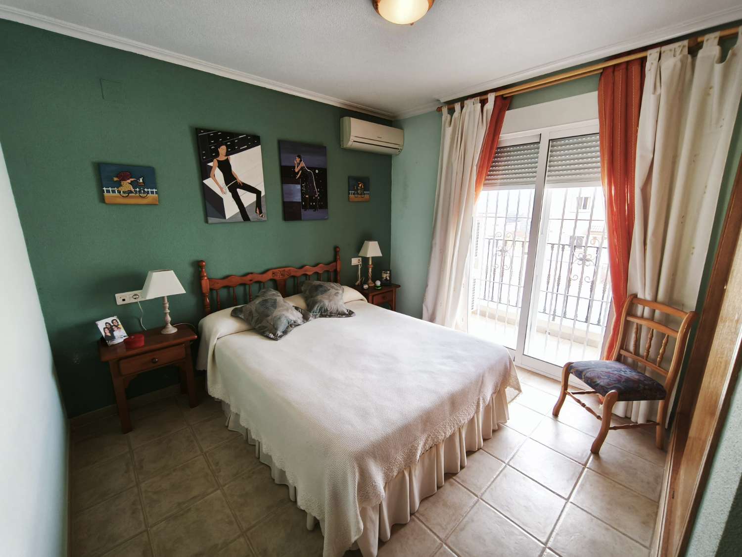 Charmant duplex de 2 chambres et 2 salles de bains à Gran Alacant