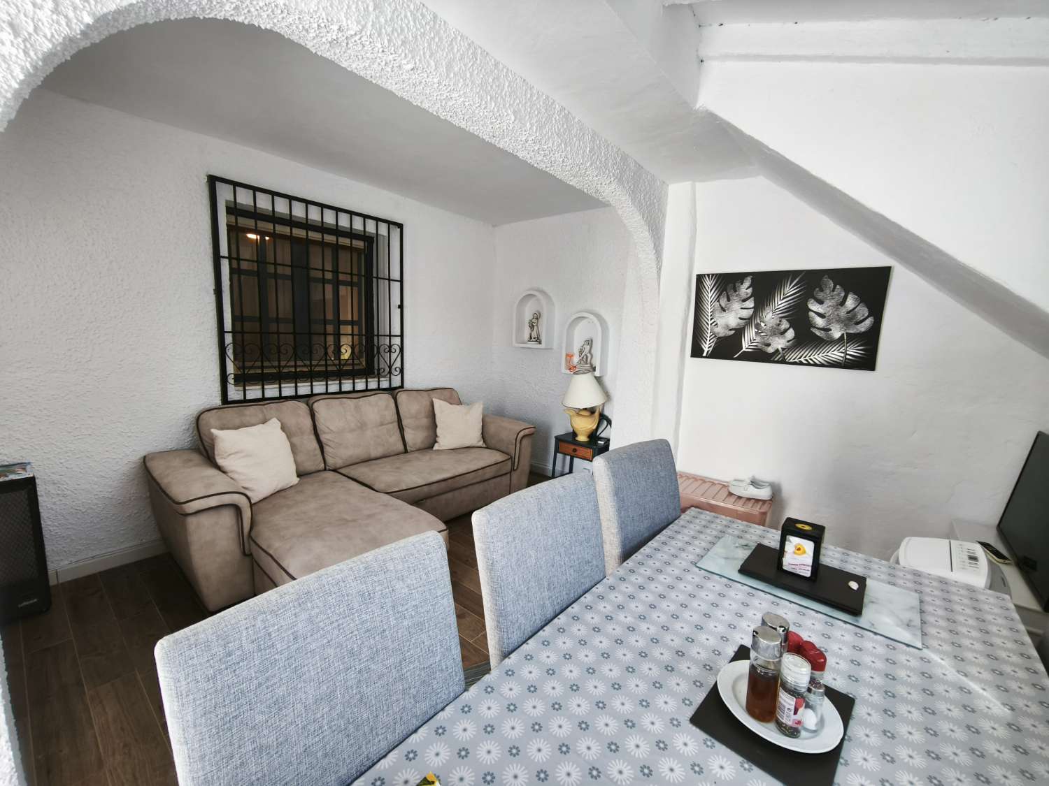 Schöner Bungalow mit 2 Schlafzimmern und 1 Badezimmer in Las Chismosas
