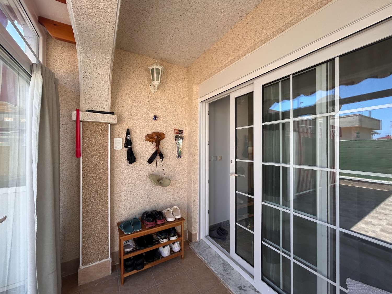 Beau duplex 3 chambres, 2 salle de bain à Zeniamar 2 sur Orihuela costa
