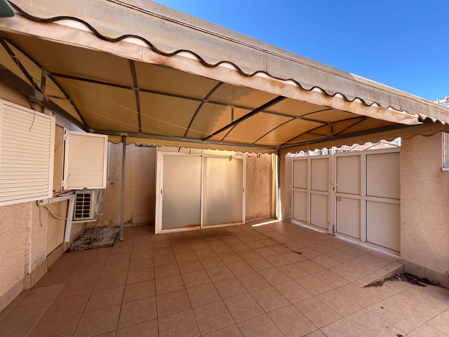 Beau duplex 3 chambres, 2 salle de bain à Zeniamar 2 sur Orihuela costa