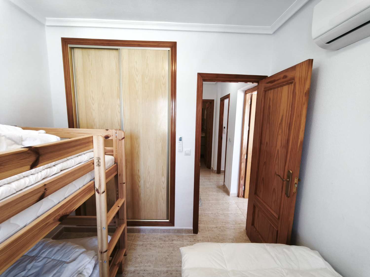 Beau duplex 3 chambres, 2 salle de bain à Zeniamar 2 sur Orihuela costa
