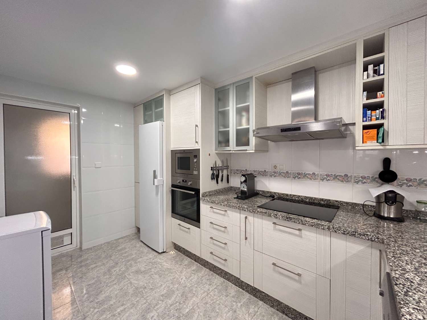 Beau duplex 3 chambres, 2 salle de bain à Zeniamar 2 sur Orihuela costa