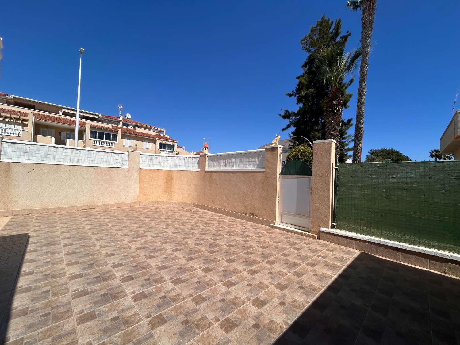 Beau duplex 3 chambres, 2 salle de bain à Zeniamar 2 sur Orihuela costa