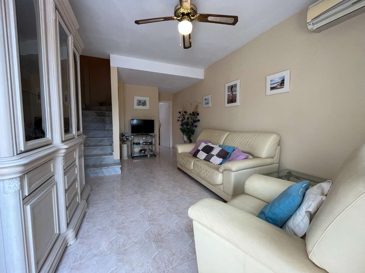 Dúplex de 2 dormitorios y 1 baño en La Florida.