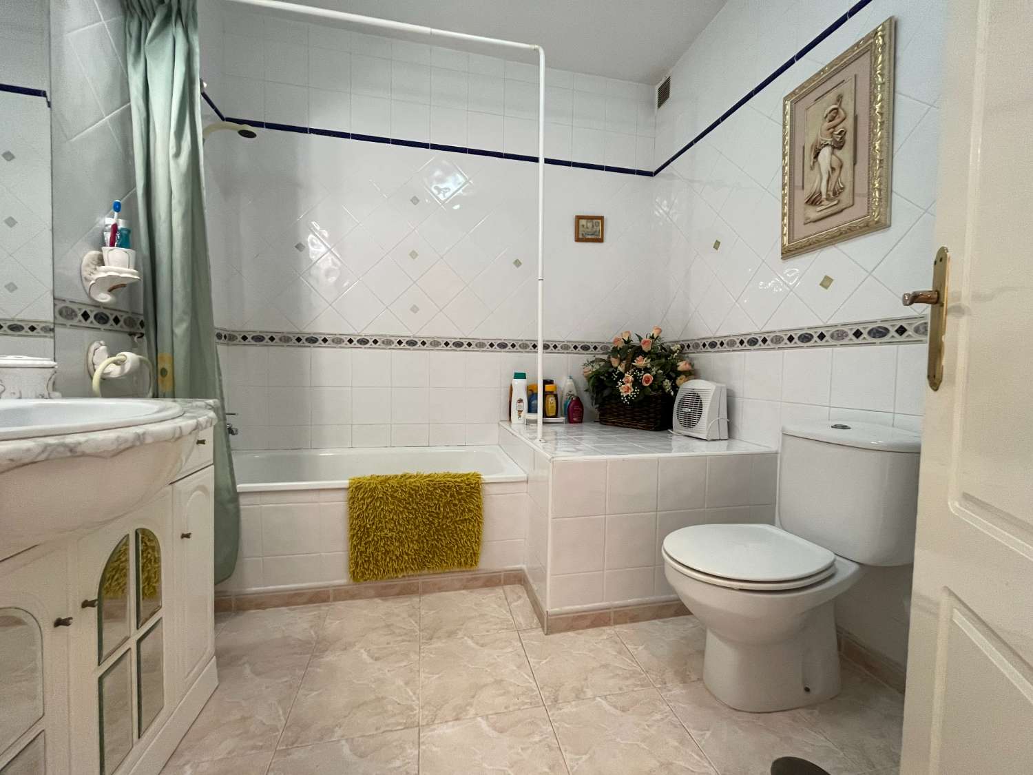 Dúplex de 2 dormitorios y 1 baño en La Florida.