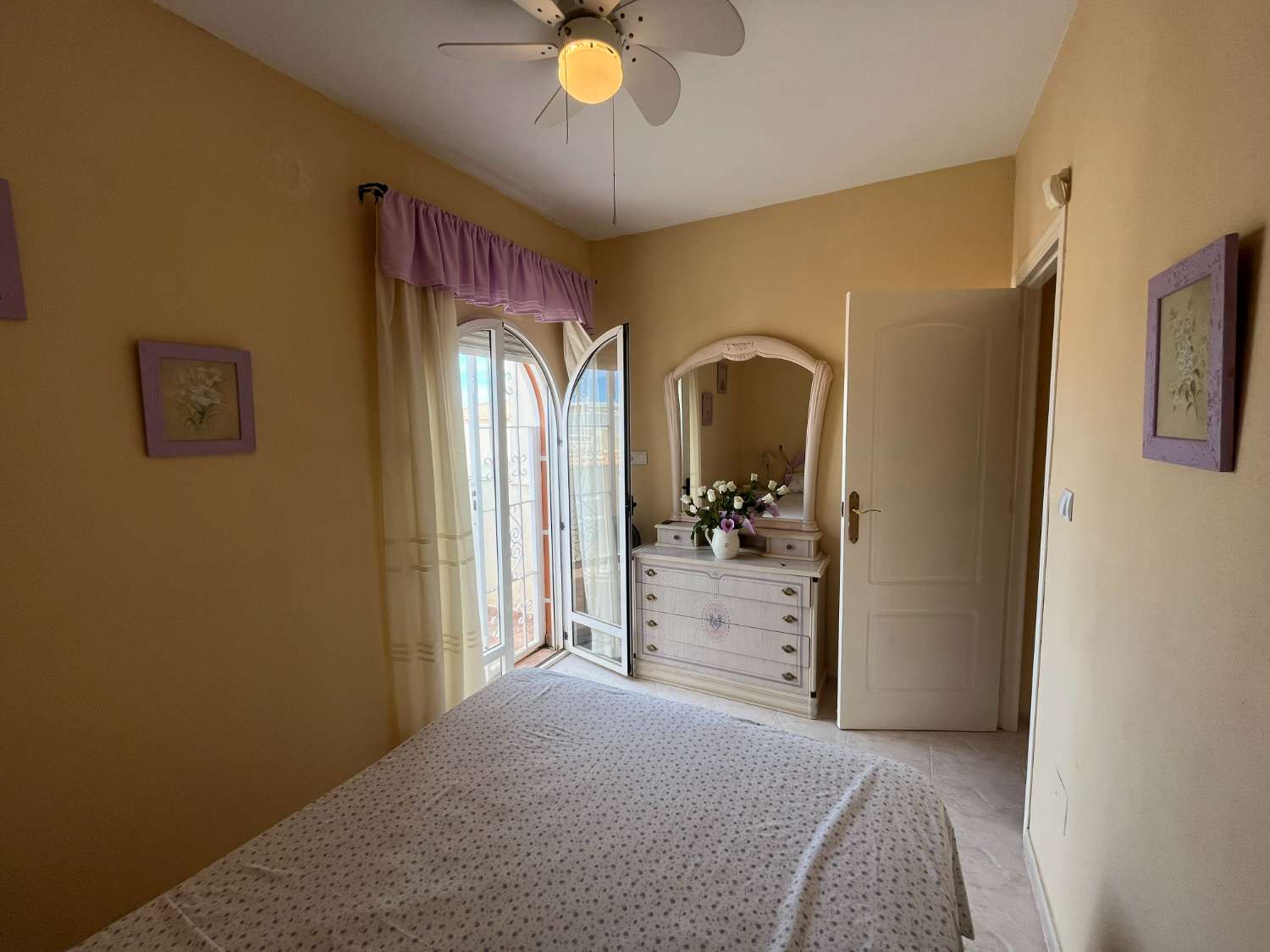 Dúplex de 2 dormitorios y 1 baño en La Florida.