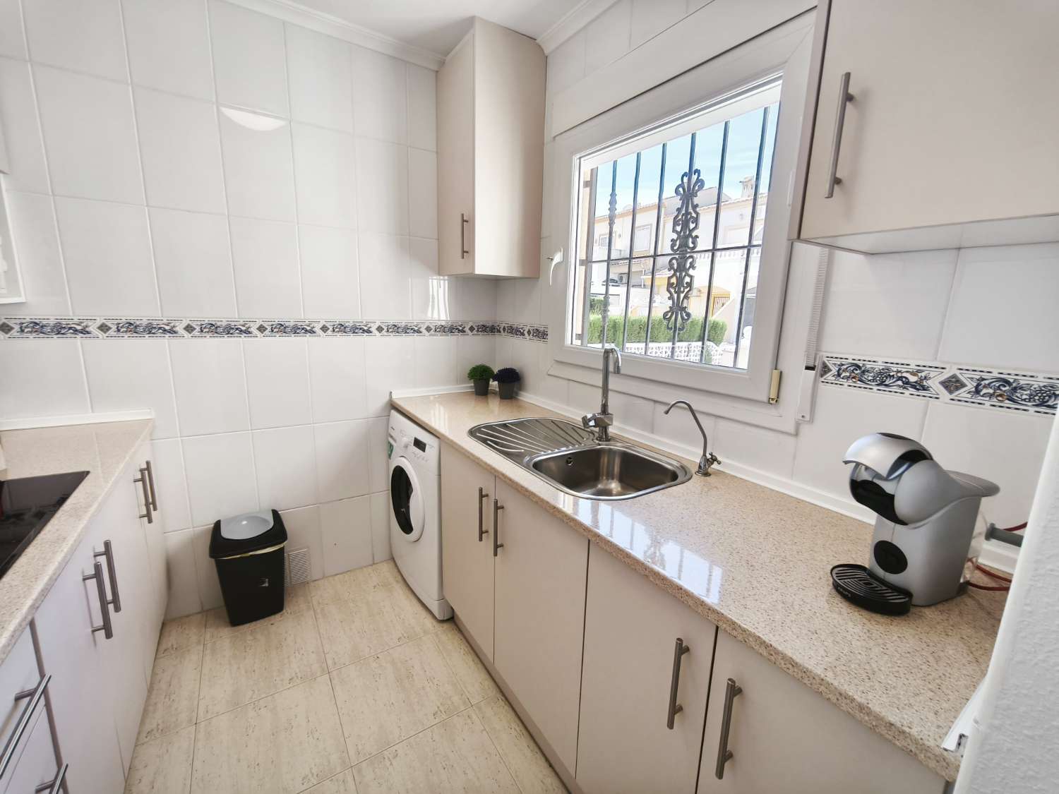 Mooie villa met 2 slaapkamers en 2 badkamers.