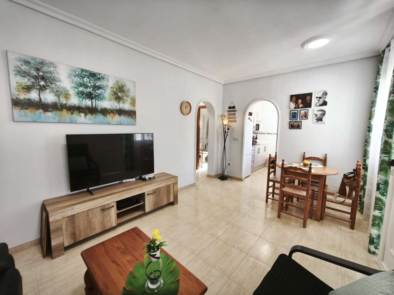 Mooie villa met 2 slaapkamers en 2 badkamers.