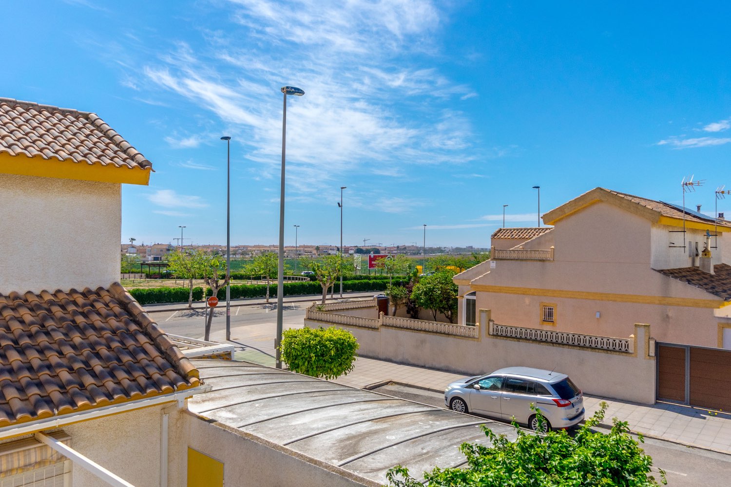 Duplex de 3 dormitorios , 2 baños a 1km de la playa en la Torre de la Horadada