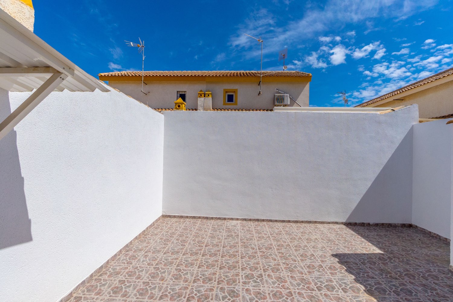 Duplex de 3 dormitorios , 2 baños a 1km de la playa en la Torre de la Horadada