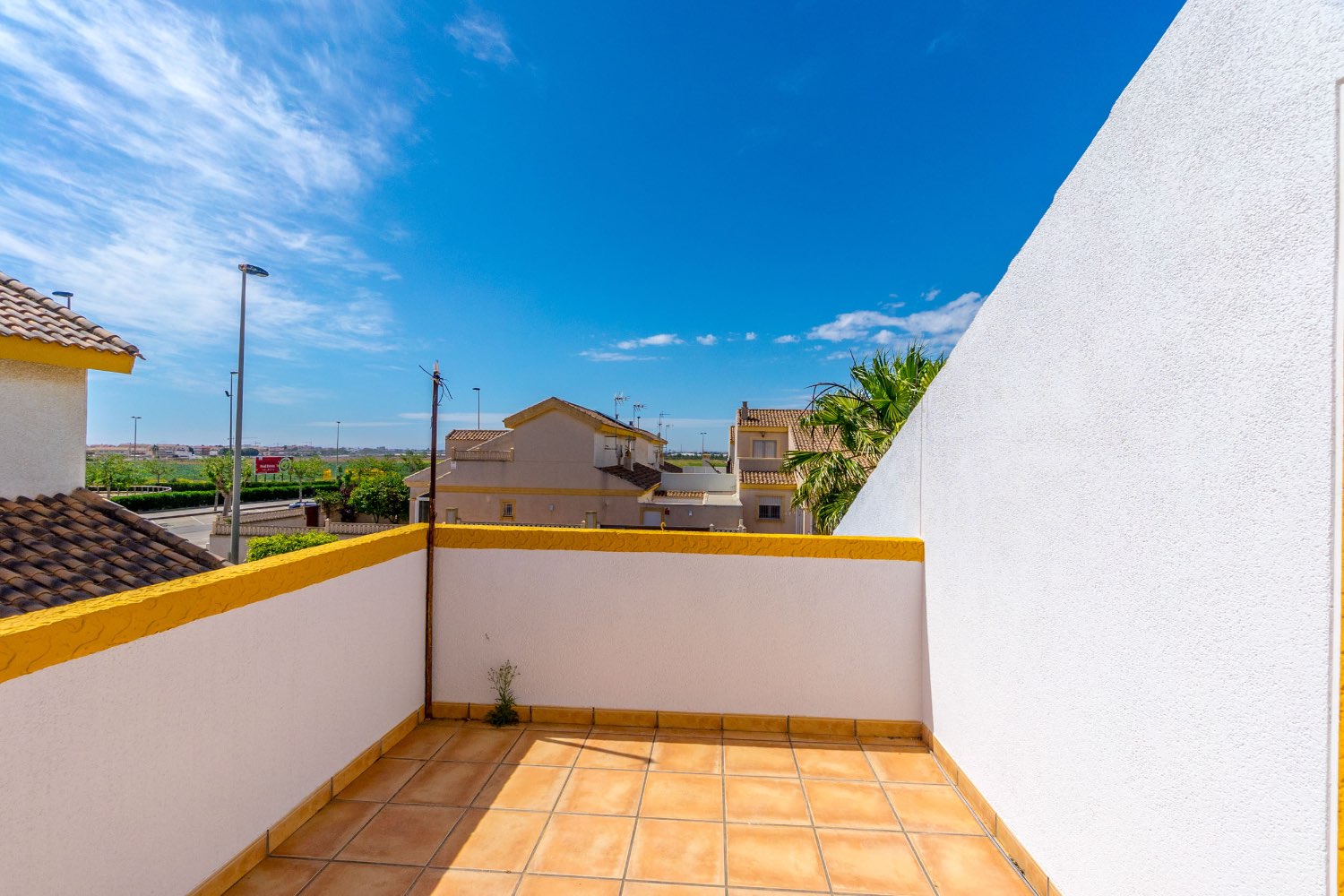 Duplex de 3 dormitorios , 2 baños a 1km de la playa en la Torre de la Horadada