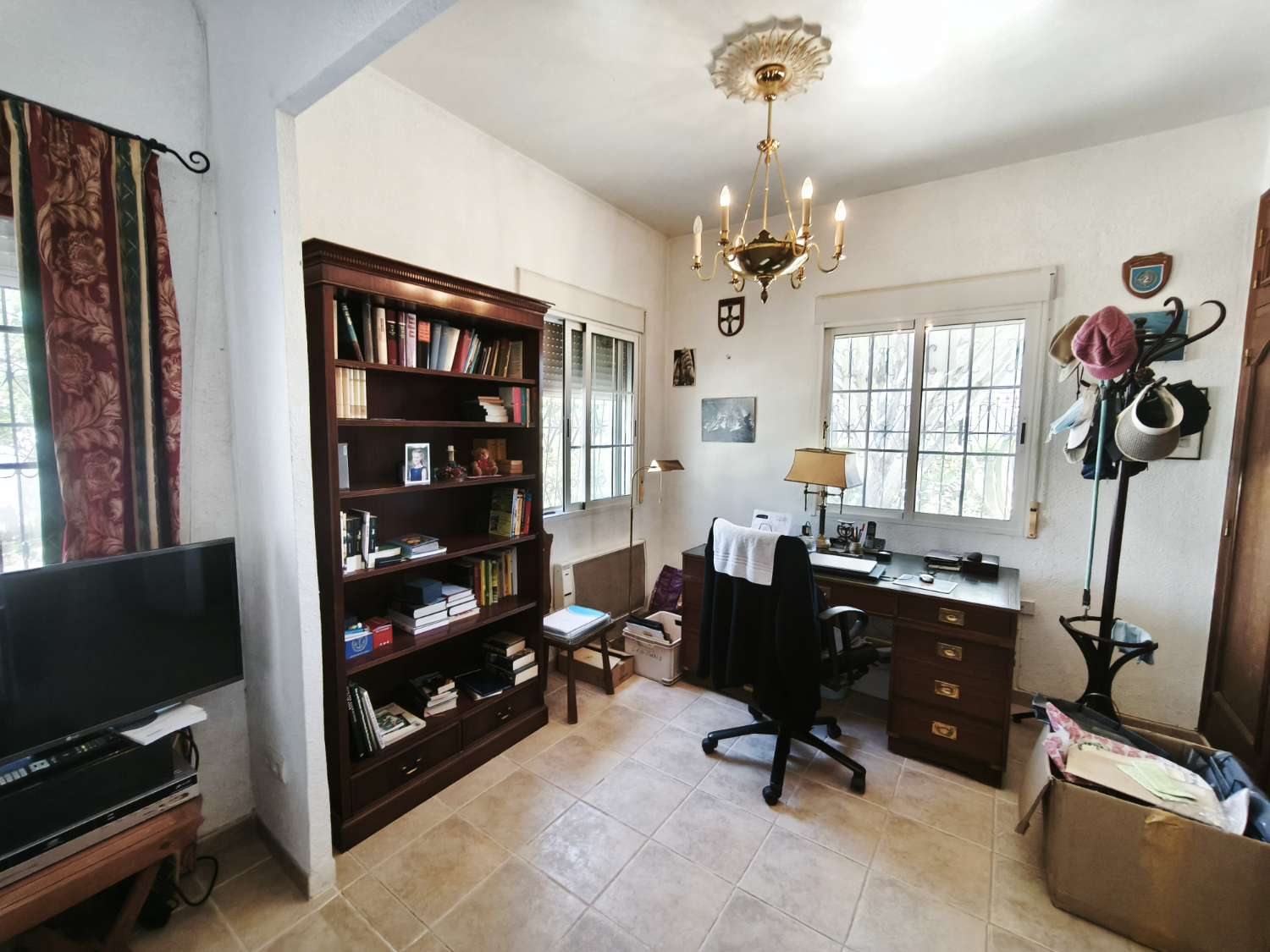 Preciosa villa en Torrevieja con 4 dormitorios y 4 baños.