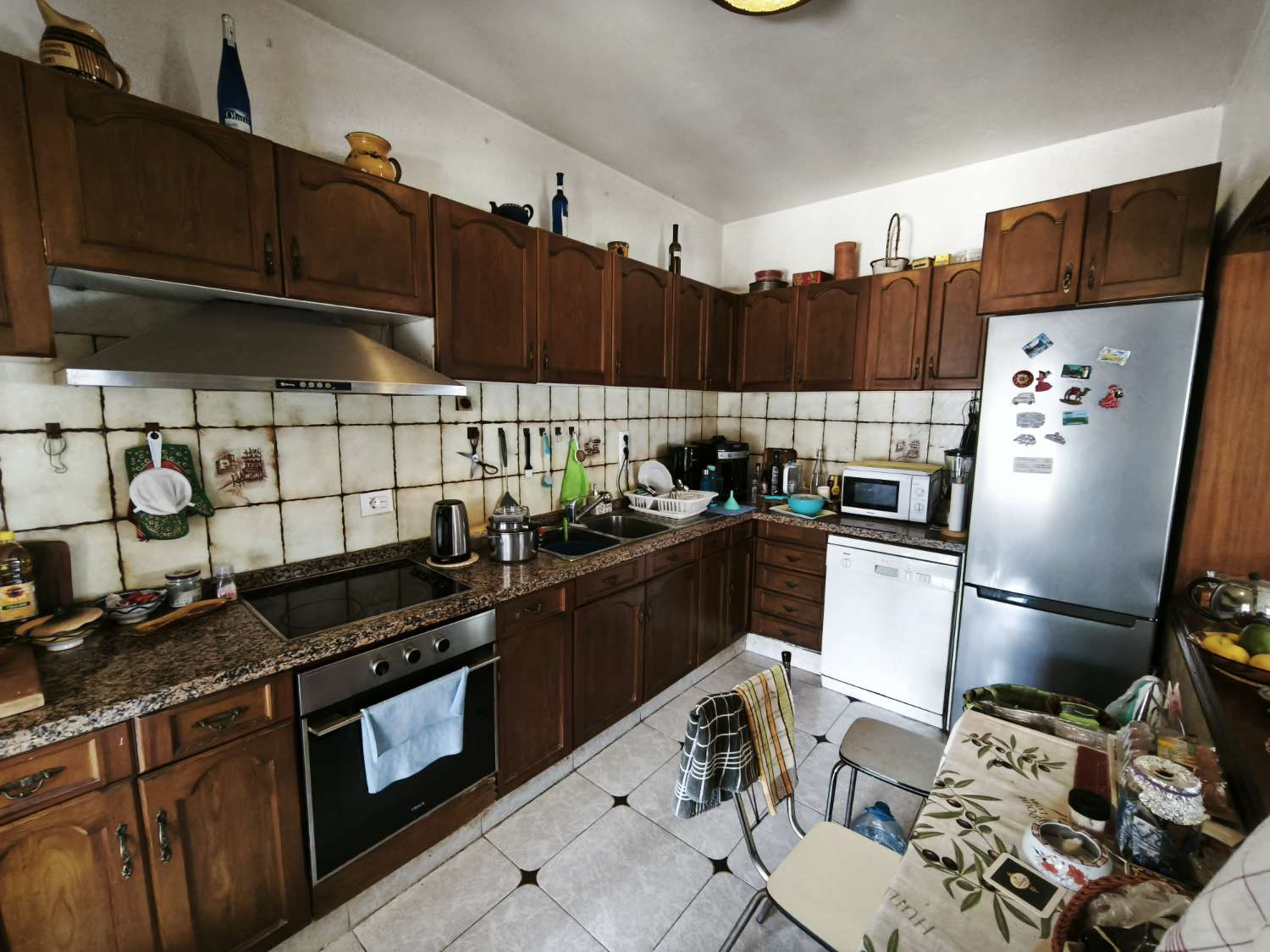 Preciosa villa en Torrevieja con 4 dormitorios y 4 baños.