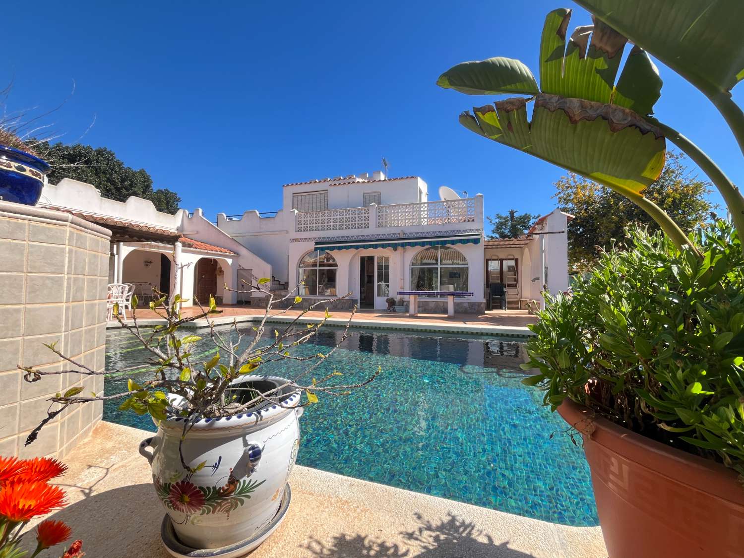 Vakker villa i Torrevieja med 4 soverom og 4 bad.