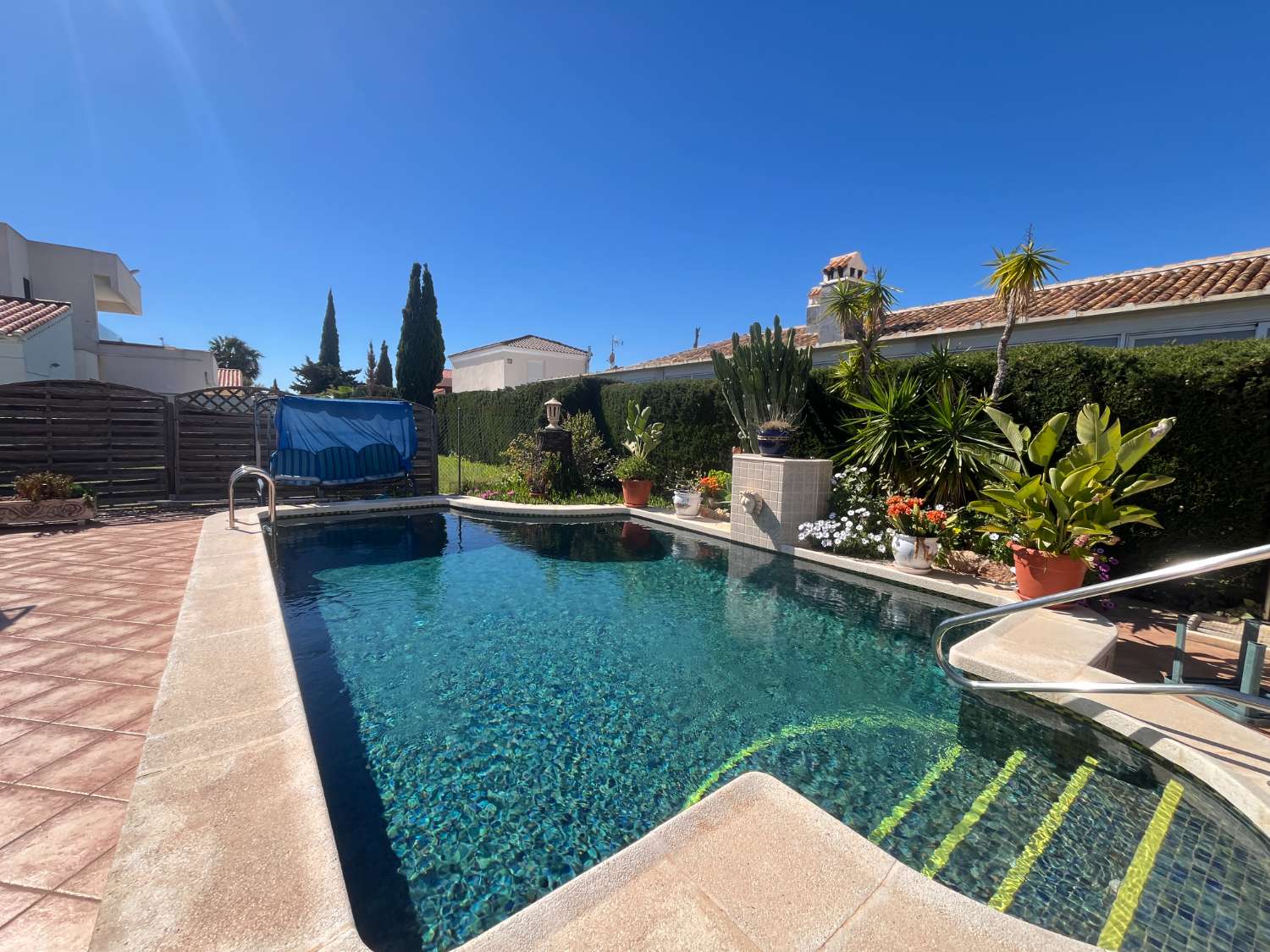 Vakker villa i Torrevieja med 4 soverom og 4 bad.