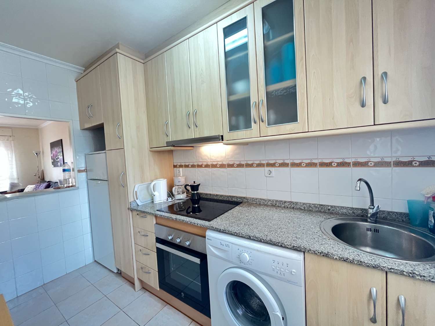 Apartamento orientado al sur en Urb. Áloe.