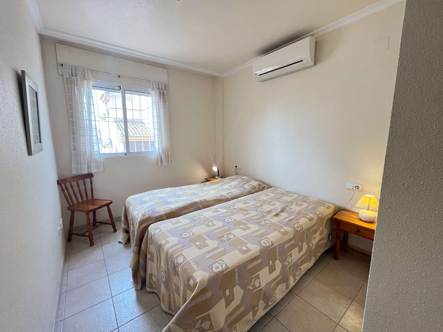 Apartamento orientado al sur en Urb. Áloe.