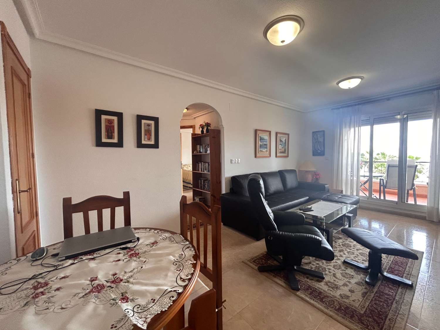 Beautiful topfloor apartment in popular Laguna Golf